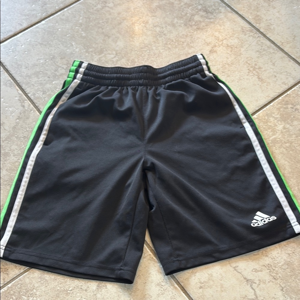 Adidas Boys Black and Green Athletic Shorts Size Small